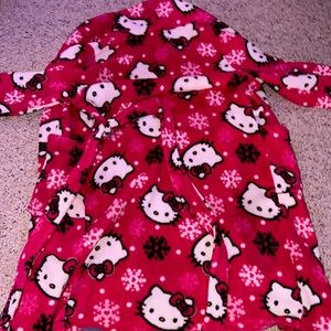 Hello kitty robe.